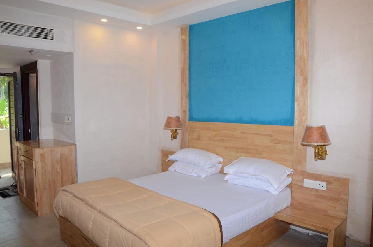 Coconhuts Beach Resort Lakshmanpur Exterior foto