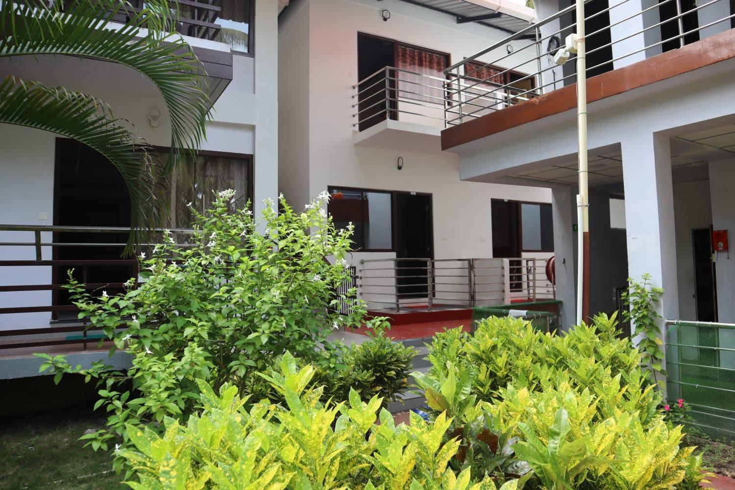 Coconhuts Beach Resort Lakshmanpur Exterior foto