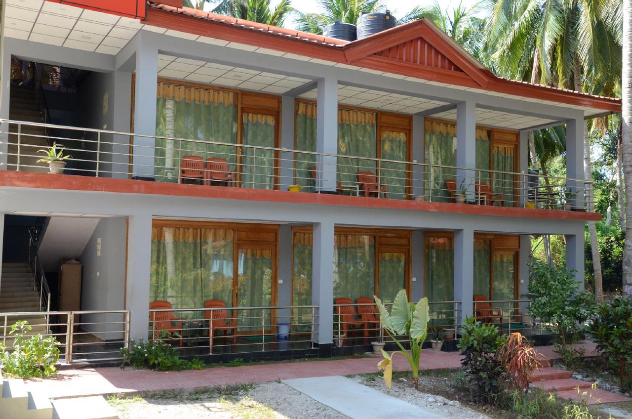 Coconhuts Beach Resort Lakshmanpur Exterior foto